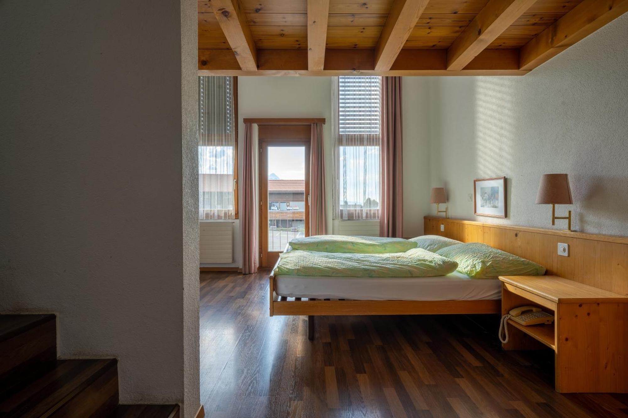 Hotel Aeschipark Aeschi Bei Spiez エクステリア 写真