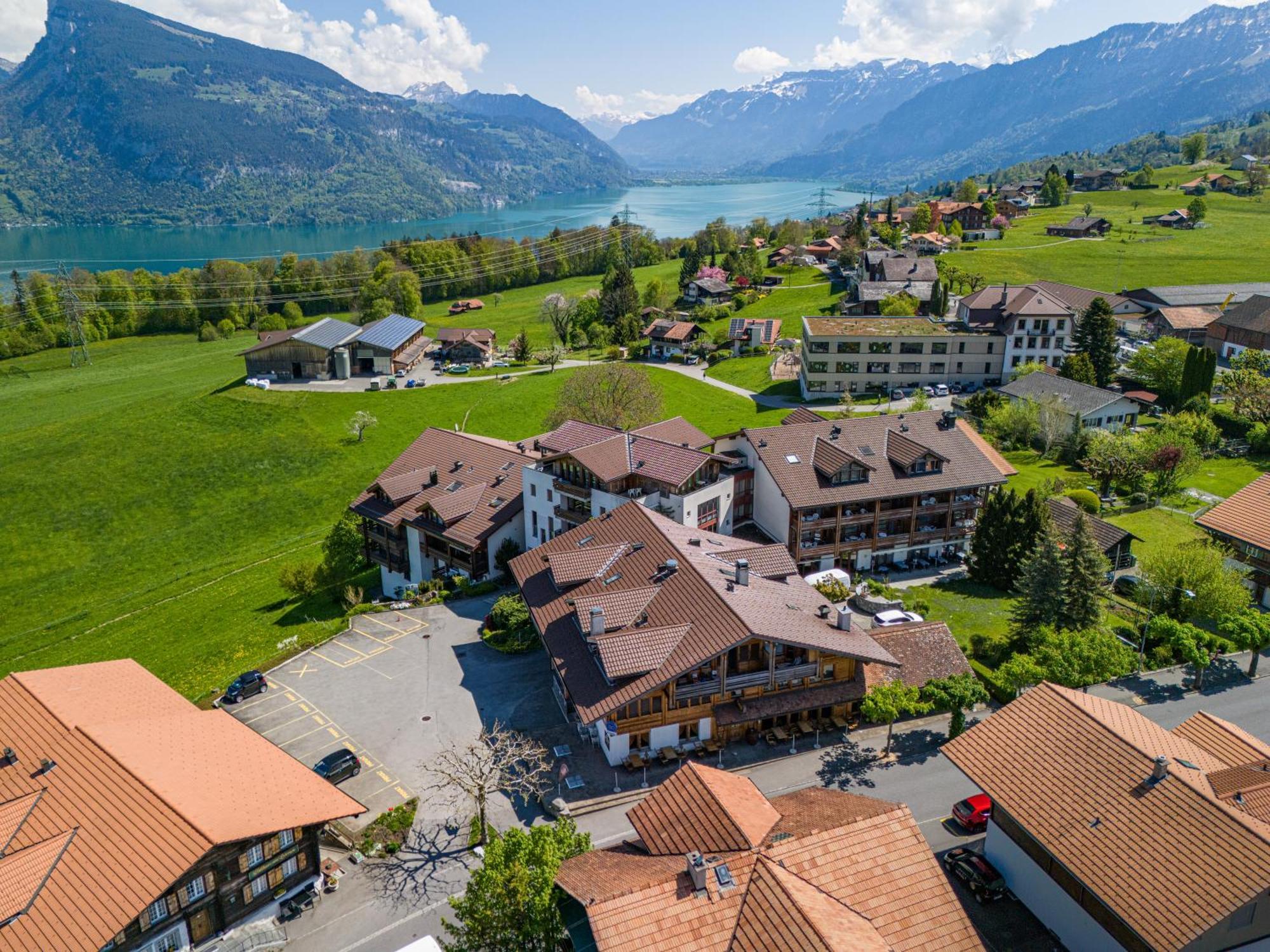 Hotel Aeschipark Aeschi Bei Spiez エクステリア 写真