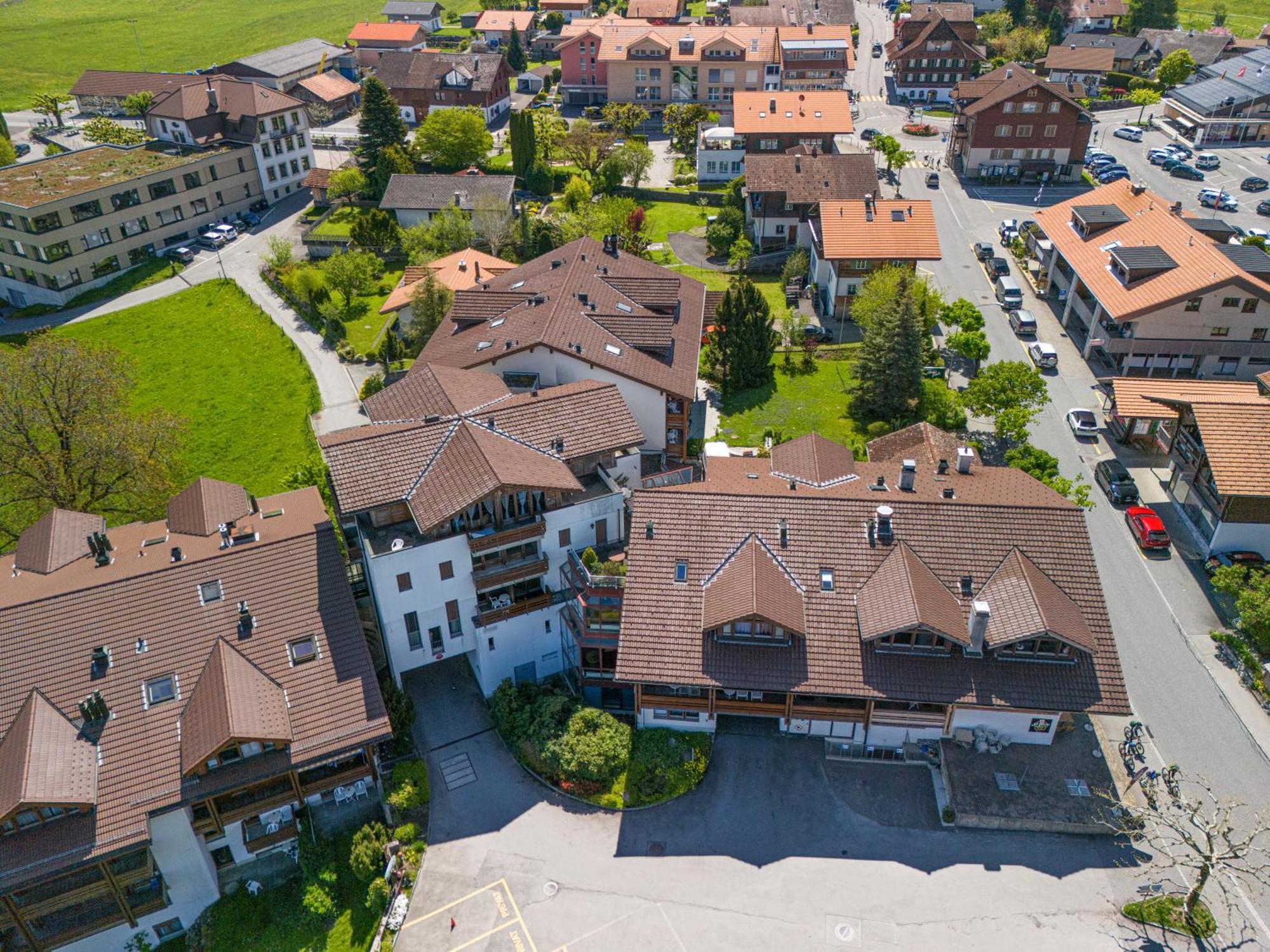 Hotel Aeschipark Aeschi Bei Spiez エクステリア 写真
